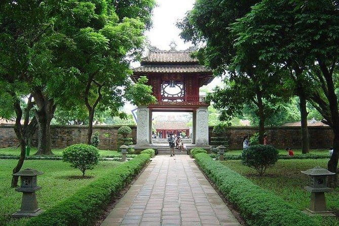 Hanoi in a day from Halong city - The real question: is Hanoi worth four hours on the road?