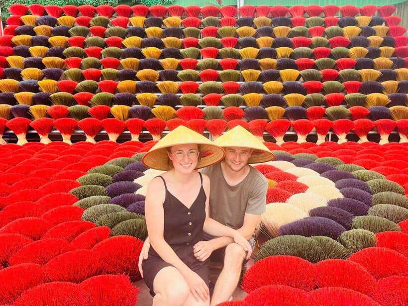 Hanoi: Incense Village, Hat, and Lacquer Artisanal Tour - Finishing at Hanoi Train Street