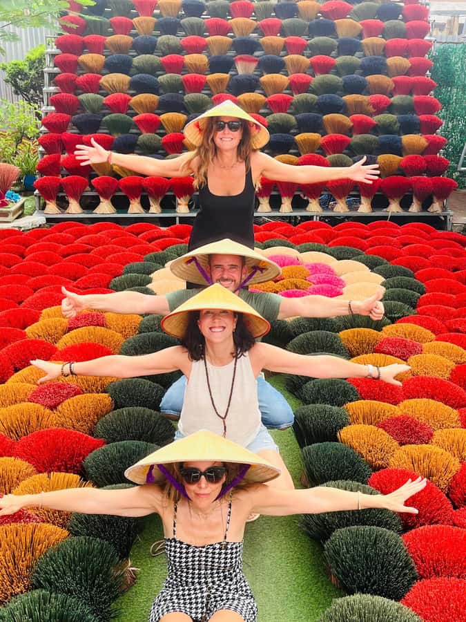 Hanoi: Incense Village, Hat, Lacquer Tour & City Highlights - Who should choose this experience?