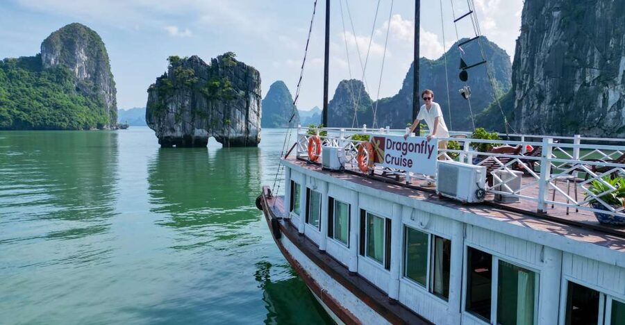Hanoi: Islands & Caves Ha Long Cruise with Lunch & Kayaking - The Hanoi pickup and three-hour road journey