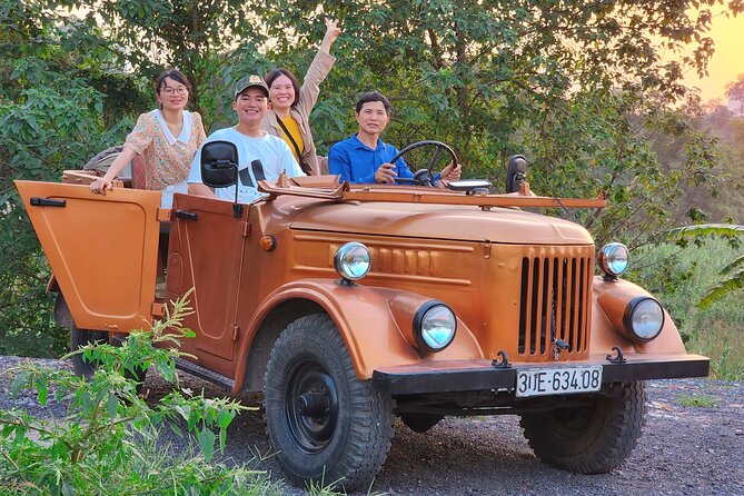 Hanoi Jeep Tour: Red River Countryside+ Backstreet+ Train-street - Guides, drivers, and the feel of the ride