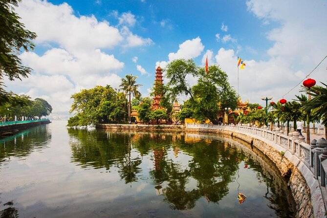 Hanoi Jeep Tours Led By Women: City & Red River Half Day - Huu Tiep Lake and the downed B-52