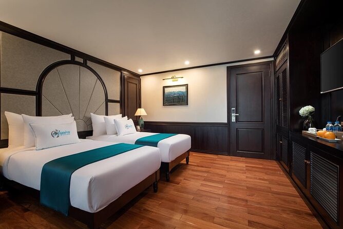 Hanoi: Luxury 3-Day Ninh Binh Trip and Halong 5-Star Cruises - Day 3: Fishing village, brunch, and the return to Hanoi
