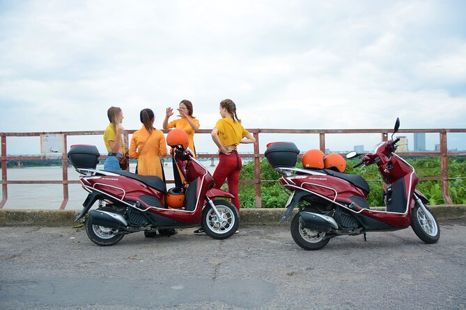 Hanoi Motorbike Tour Led By Women: Hanoi City Half Day - Lunch, egg coffee, and a sweet finish