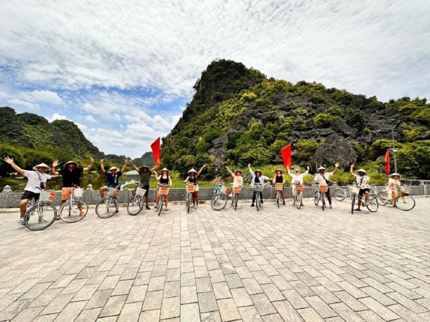 Hanoi: Ninh Binh, Hoa Lu, Tam Coc and Mua Cave Day Trip - Why this Ninh Binh day trip works