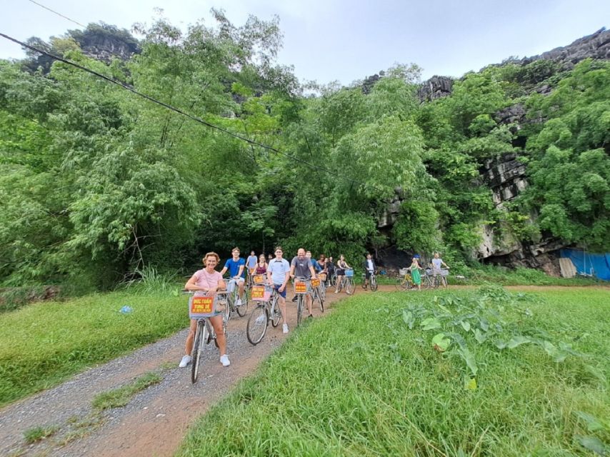Hanoi: Ninh Binh, Hoa Lu, Tam Coc and Mua Cave Day Trip - The Tam Coc sampan cruise