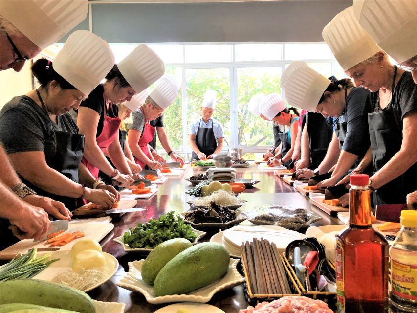 Hanoi: Old Quarter Market Tour and Cooking Class with Meal - Choosing three Vietnamese dishes