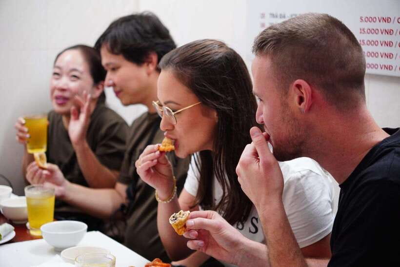 Hanoi: Old Quarter Street Food Tour with 12+ Tastings - Key points at a glance