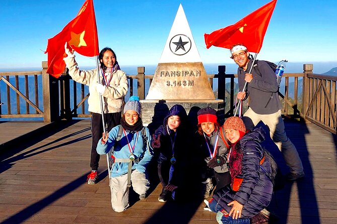 Hanoi - Sapa 2 Days 2 Nights With Fansipan by cable car - The overnight bus from Hanoi to Sapa