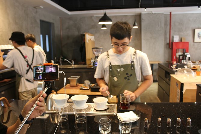 Hanoi Secret Coffee tour - The guide makes the difference