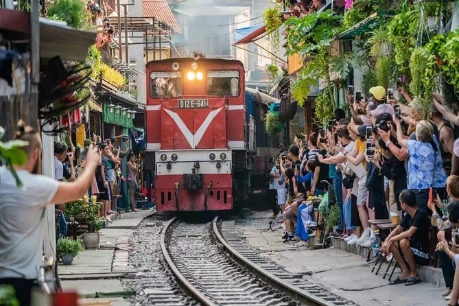 Hanoi Street Food Adventure: Train Street & Local Delights - Starting at 41 P. Luong Van Can