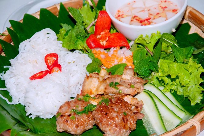 Hanoi Street Food: Small Group Walking Tour with Real Foodie - Egg coffee, pillow cake, and Hanoi’s sweeter side