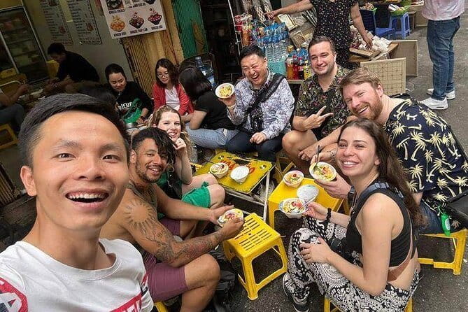 Hanoi street food walking and train street visit - What the small group changes