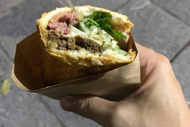 Hanoi Street Food Walking Tour - Starting at 6:00 pm in the Old Quarter