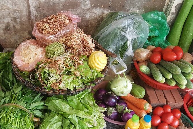 Hanoi Vegan Food Tour - Eating through the Old Quarter, one dish at a time