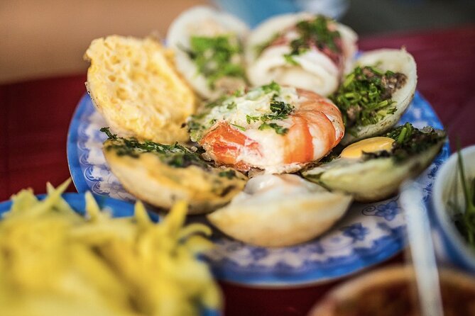 Hanoi Vegan Street Food Tour and Train Street - What makes Hanoi Train Street worth the final stop