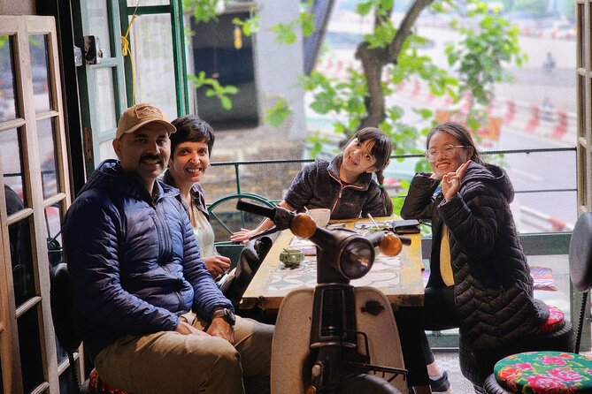Hanoi Vespa Tours: Food + Culture + Fun on Army Vespa - Local food at the café stop