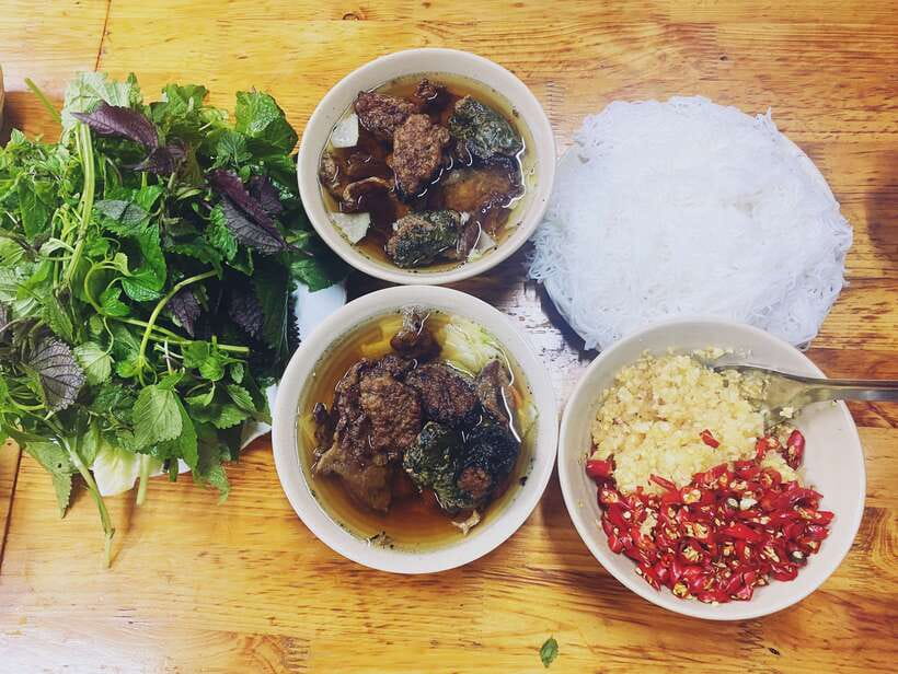 Hanoi: Vietnamese Street Food Tour with Egg Coffee - Key points to know before booking