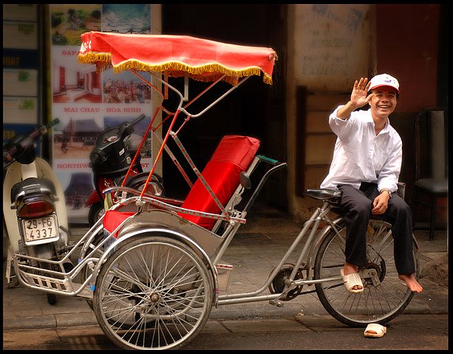 Hanoi Walking Street Food Tour & Cyclo Ride - Key points to know before booking