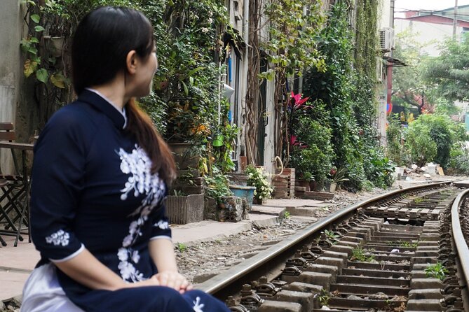 Hanoi Walking Street Food Tour with Train-Street Visit - Key points to know before booking