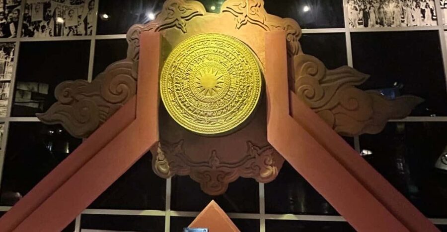 Hanoi: War Site Museums Tour - Understanding Ho Chi Minh’s role at his museum