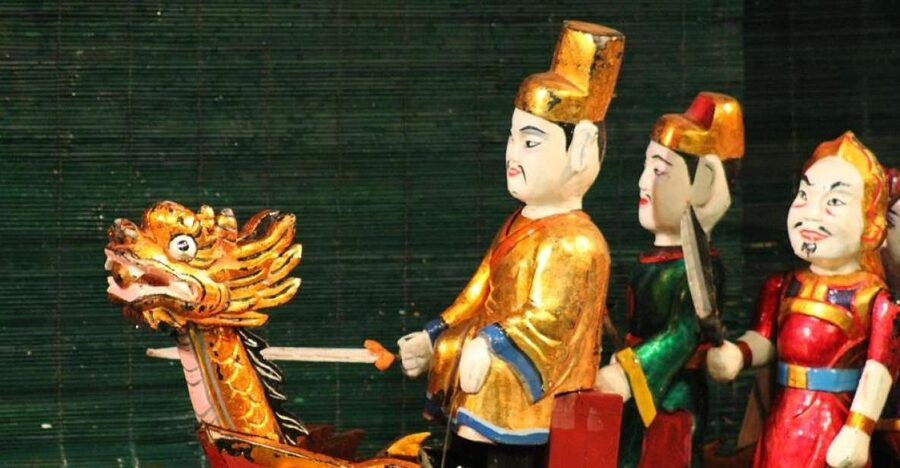 Hanoi: Water Puppet Show Tickets - Ticket collection at 31 Lo Su