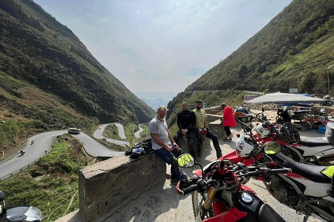 High Quality Motorcycle Dirt Bike 3 Days Tour + Private Room - Guides, care, and the human side of the ride