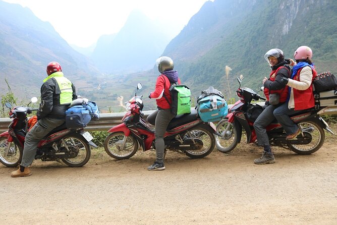 Hight Quality Small Group Easy Rider4 Day 3 Night + Private Room - Day one: Heaven Gate, Yen Minh, and the first mountain roads