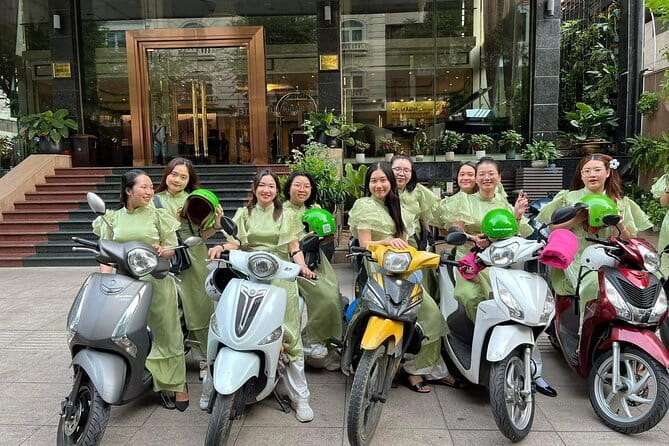 Ho Chi Minh City Food Tour with 8+ Authentic Local Tastings - The guide makes the difference