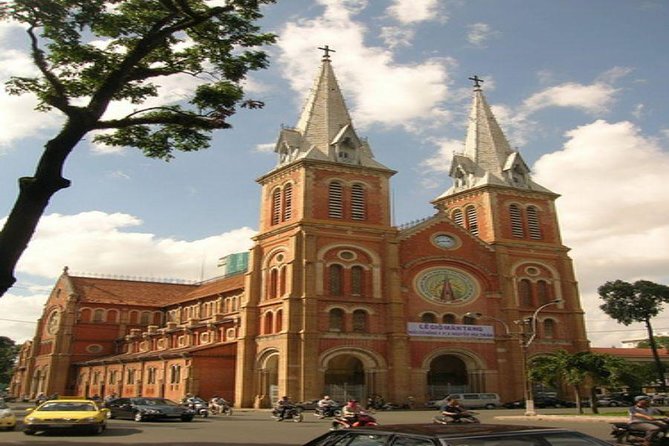 Ho Chi Minh City Half-Day Private Tour - Jade Emperor Pagoda and a quieter finish