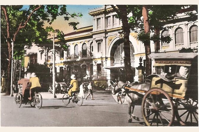 Ho Chi Minh City: Highlights & Hidden Gems - Free Walking Tour - Opera House, Continental Hotel, and Caravelle Hotel