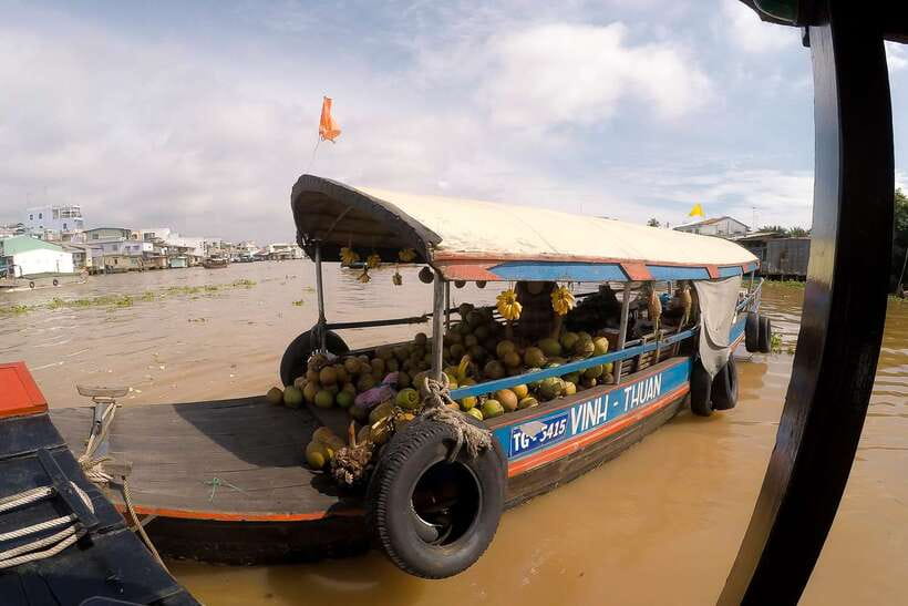 Ho Chi Minh City: Mekong Delta Tour with Sampan Journey - Lunch with vegan choices