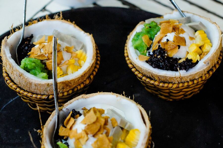 Ho Chi Minh City: Private Street Food Motorbike Tour - Clay-pot bò kho in District 10