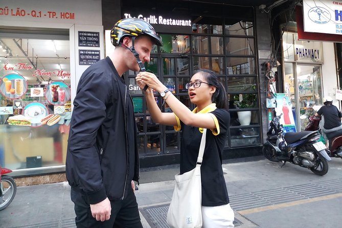 Ho Chi Minh City’s most delicious street food tour by motorbike - Stop two: finding the food in Bình Thạnh