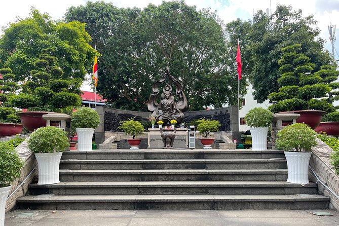 Ho Chi Minh City Sightseeing, midnight, Shopping tours by scooter - Is $16 good value?