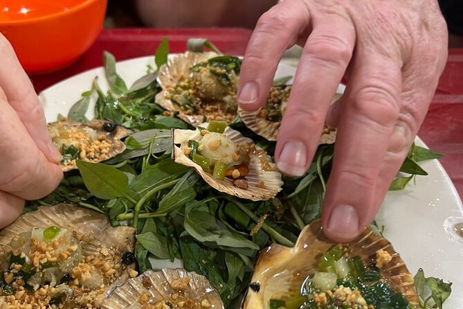 Ho Chi Minh City Sightseeing & Street Food Tasting Experience - Nguyen Thien Thuat apartments and old Saigon