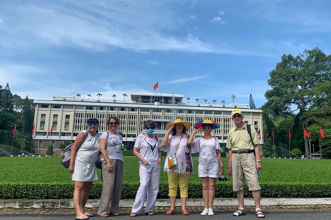 Ho Chi Minh City Tour half day by DGT - Jade Emperor Pagoda or Ben Thanh Market?