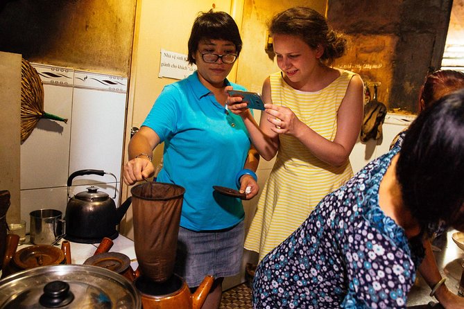 Ho Chi Minh: PRIVATE Off the Beaten Track Tour with a Local - Thien Hau Pagoda and local religious life