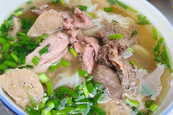 Ho Chi Minh/Saigon Zero Tourist Food Tour - Riding through the city with Happy, Starlight, or Speedy