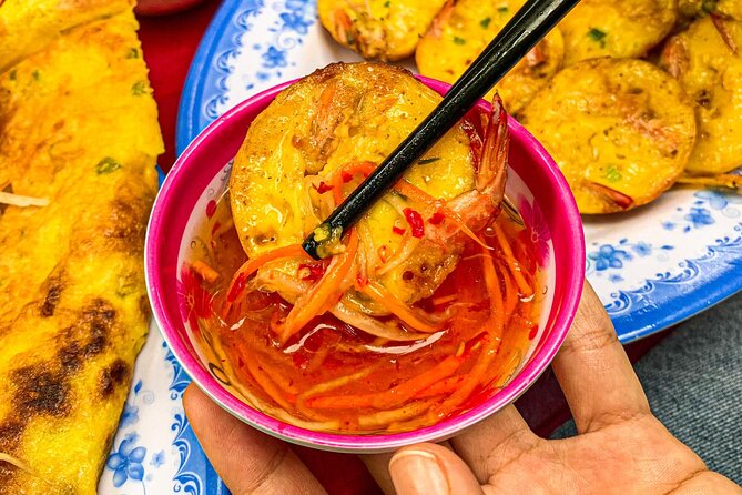 Ho Chi Minh Street Food Tour By Motorbike (Unique & Authentic) - Why a scooter is the best way to eat in Saigon