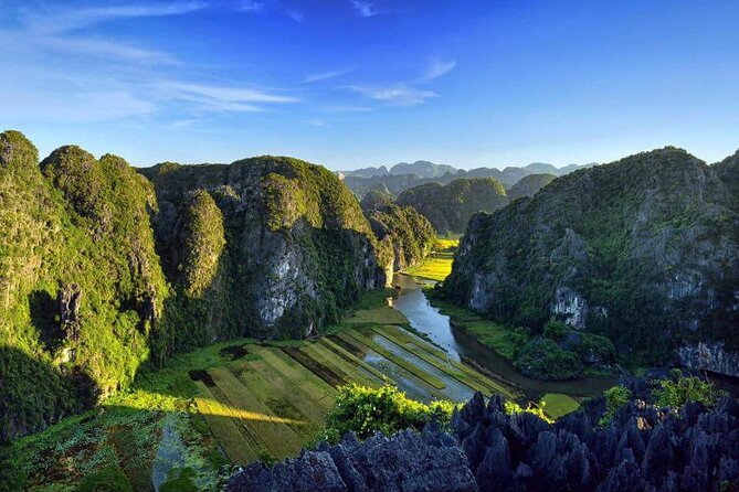 Hoa Lu Tam Coc Day Tours - Hoa Lu and the temples of two kings