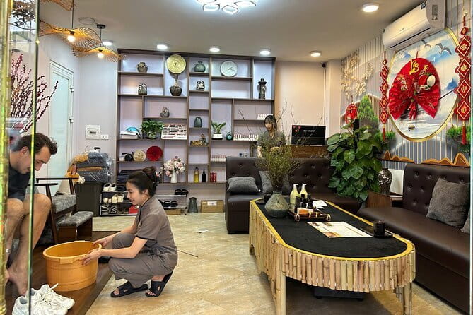 Hoang's Spa for Relaxing Foot Massage - A foot massage in the middle of Hanoi