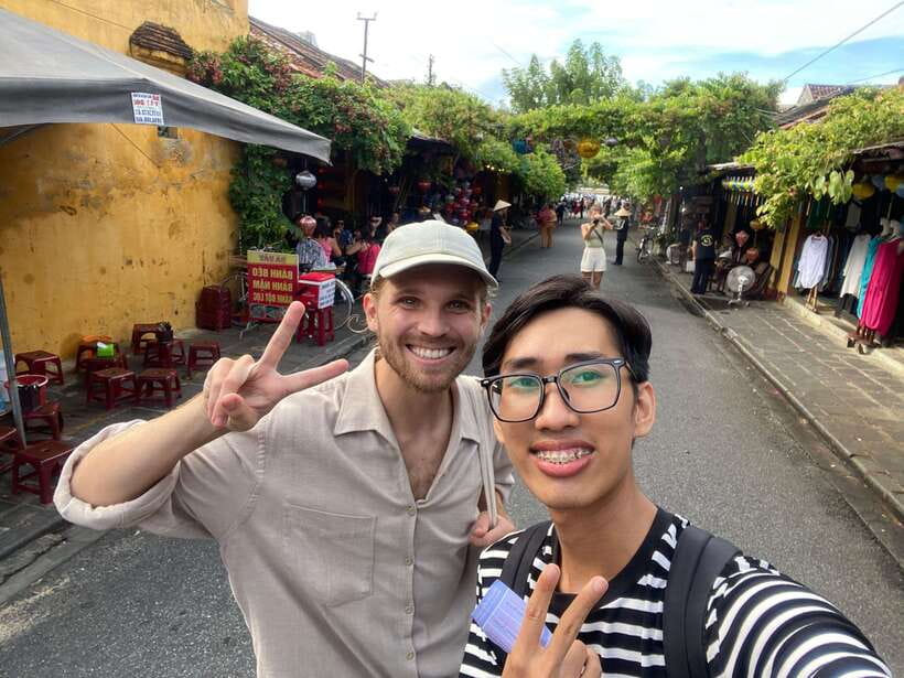 Hoi An Ancient Town - Walking Tour with Local Guide - Ba Mu Temple Gate and the first photo stop