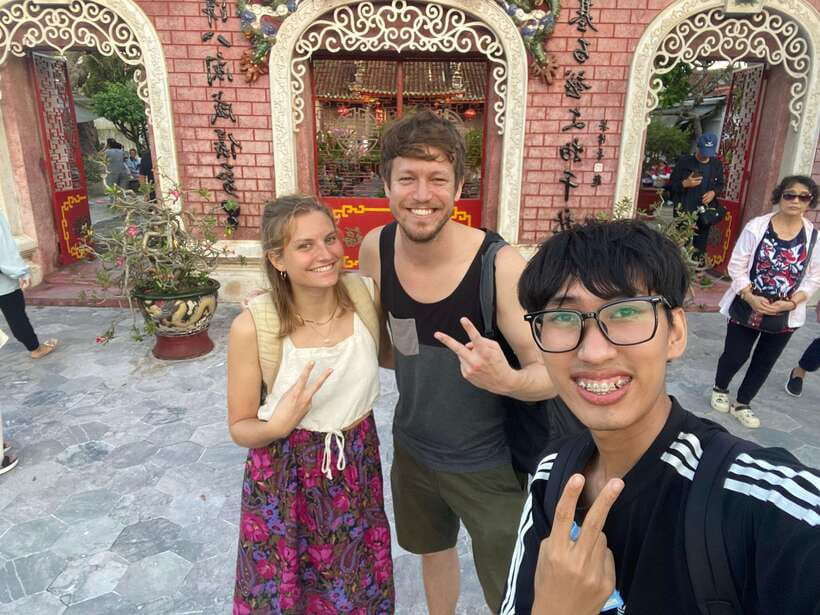 Hoi An Ancient Town - Walking Tour with Local Guide - Hoi An Market and advice you can use later