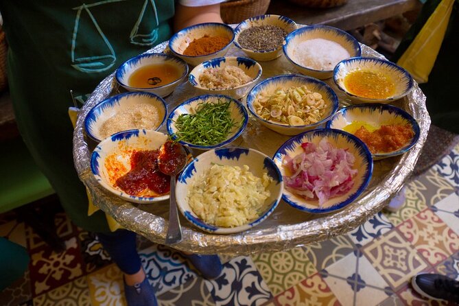 Hoi An at Sunset: Authentic Local Street Food Tour - Authenticity versus consistency