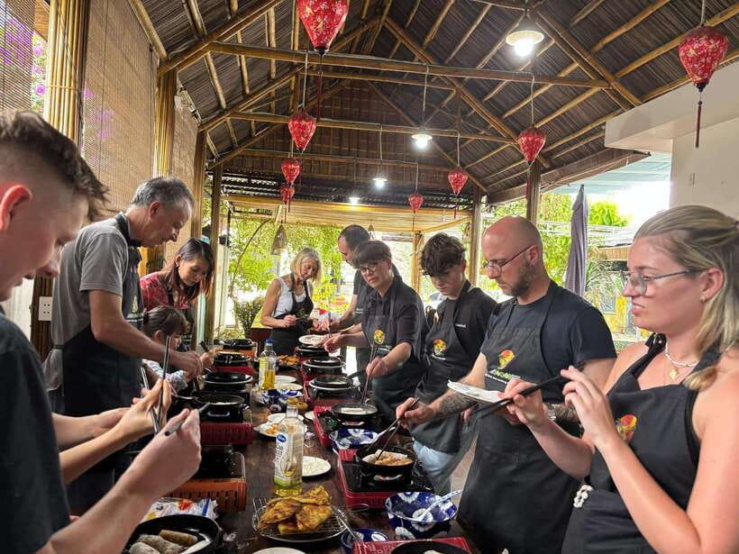 Hoi An: Basket Boat Ride, Cooking Class by Hangcoconut - Crab fishing and local river life