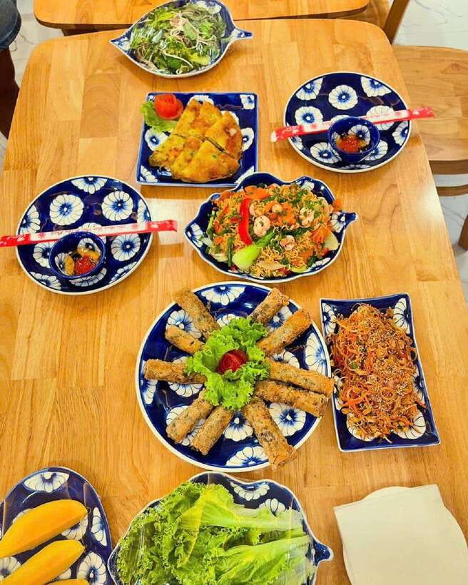 Hoi An: Basket Boat Ride, Cooking Class by Hangcoconut - Cooking four Vietnamese dishes by yourself
