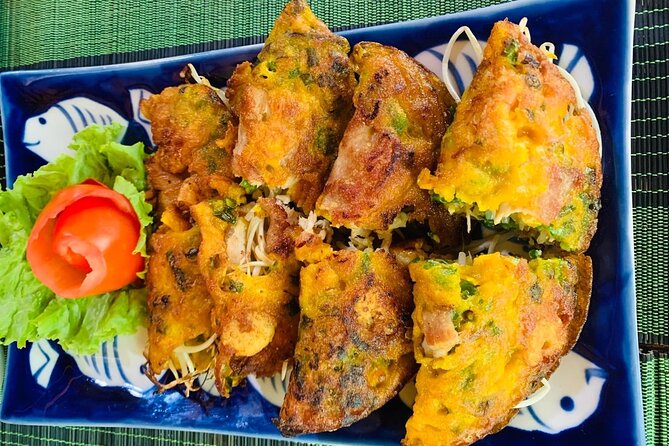 Hoi An Cheap Walking Food Tour - The Home-Cooked Meal at the End