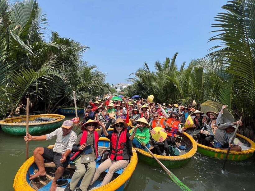 Hoi An: Coconut Basket Boat Ride by Hangcoconut - Karaoke, photographs, and the party atmosphere