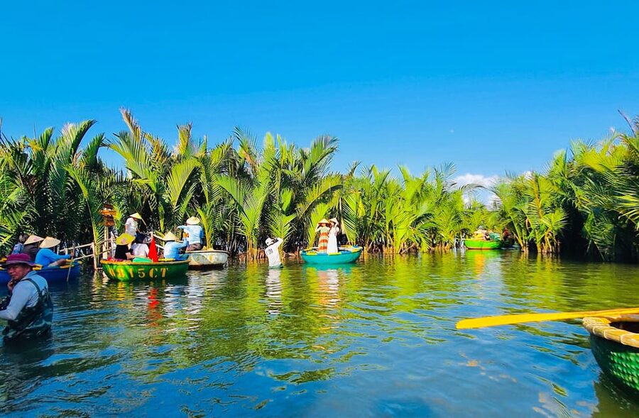 Hoi An: Coconut Basket Boat Rides with Two-way Transfers - Communication and the local feel